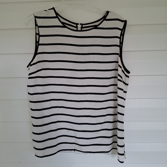 St. John Silk White Black Stripe Tank Blouse  Size Large - Picture 1 of 8